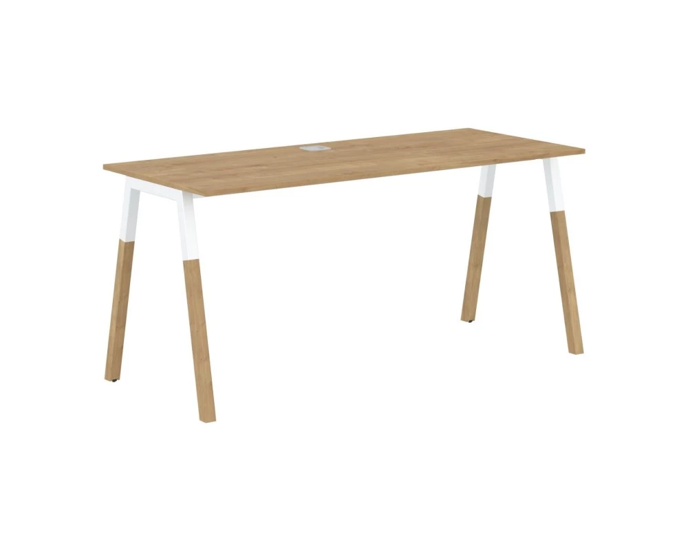 Стол письменный 1580х670х733 Forta